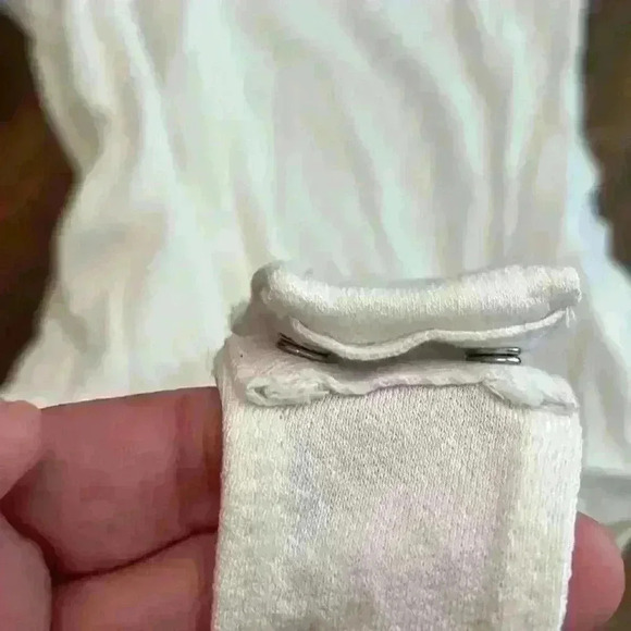 Bundle of Two Sleeveless Bodysuits Size Large - Picture 8 of 9